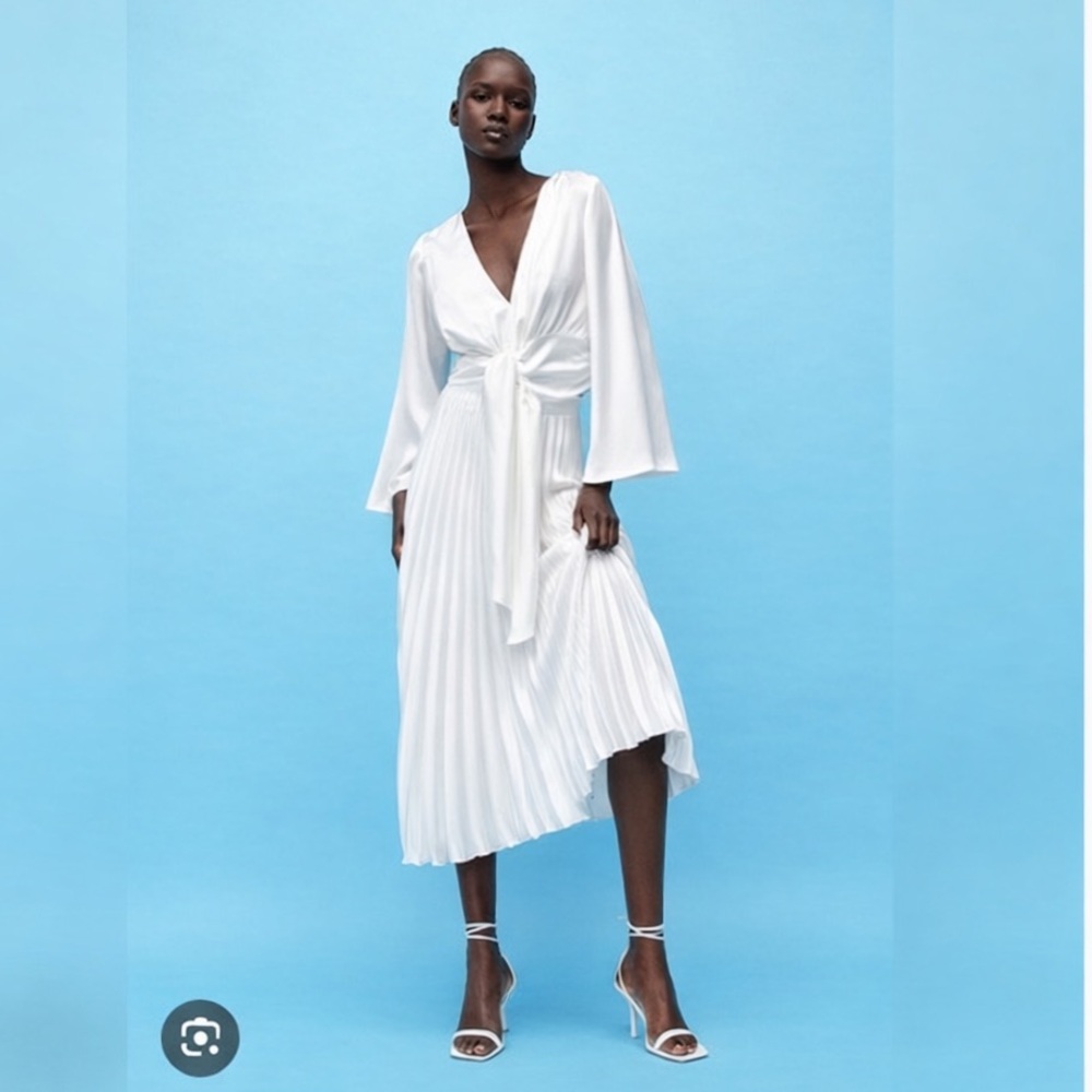 NWT Zara White Pleated Midi Skirt